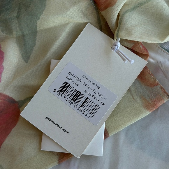 NWT Peppermayo Close Call Top - Yellow Peony - Picture 6 of 6